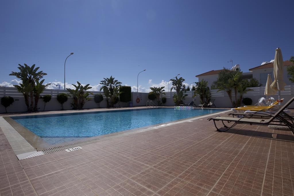 הוילה פאראלימני Sunny Cyprus מראה חיצוני תמונה